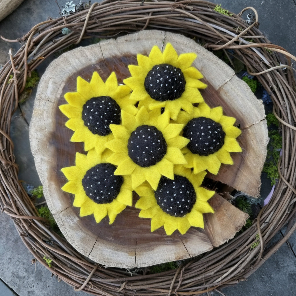 Felt // Keyring // Sunflower