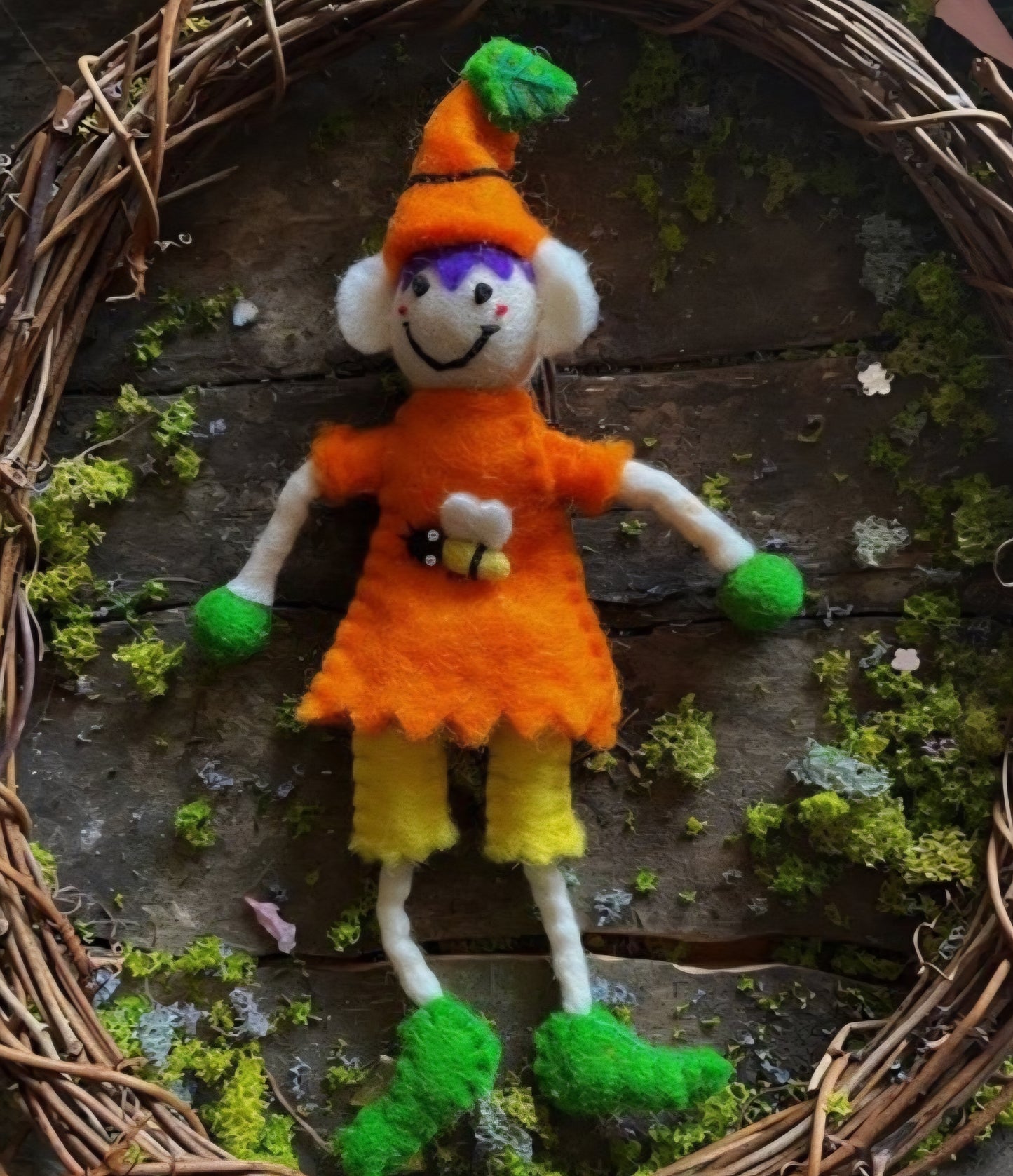 Felt // Mr Buzz Elf