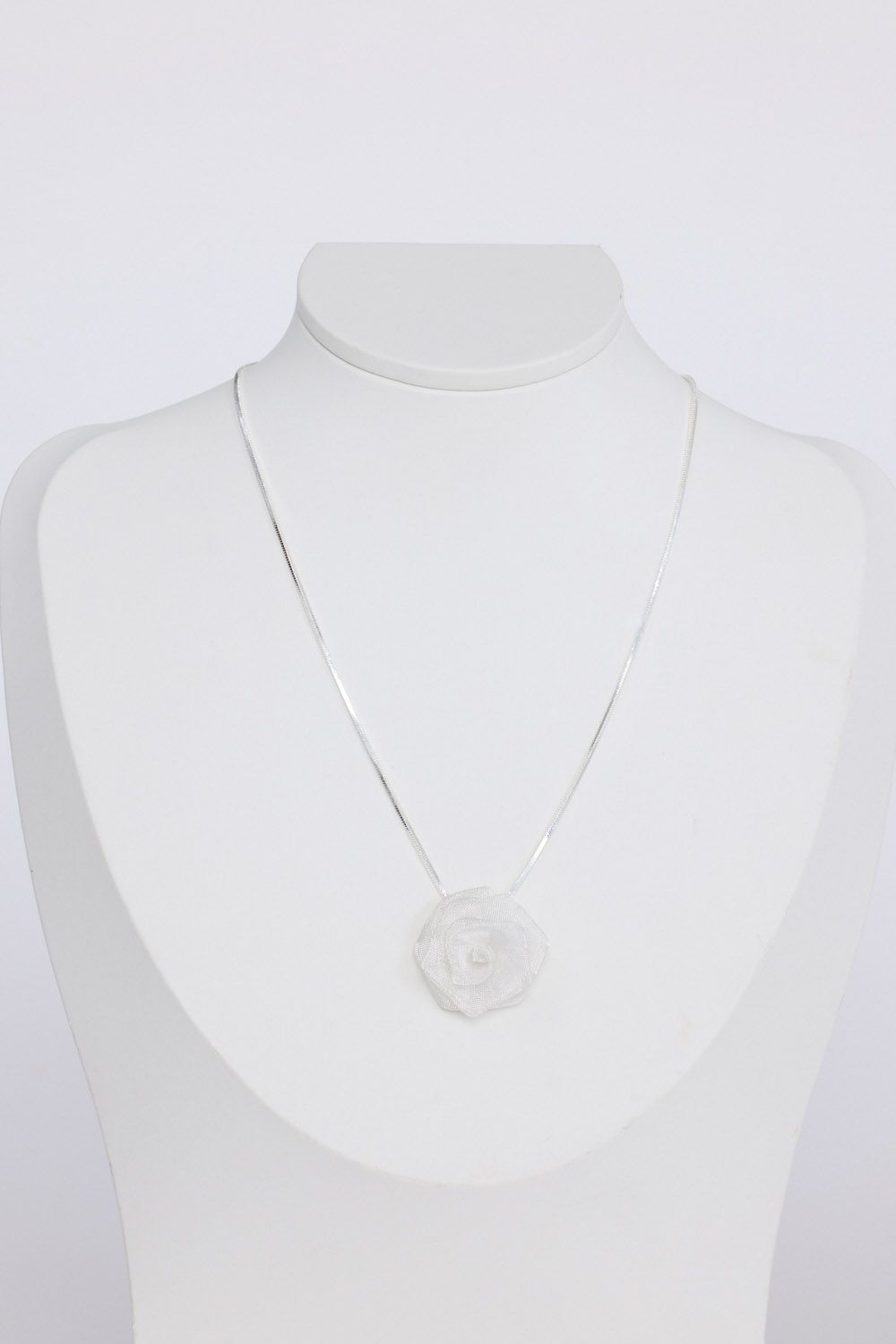 Glamour Necklace