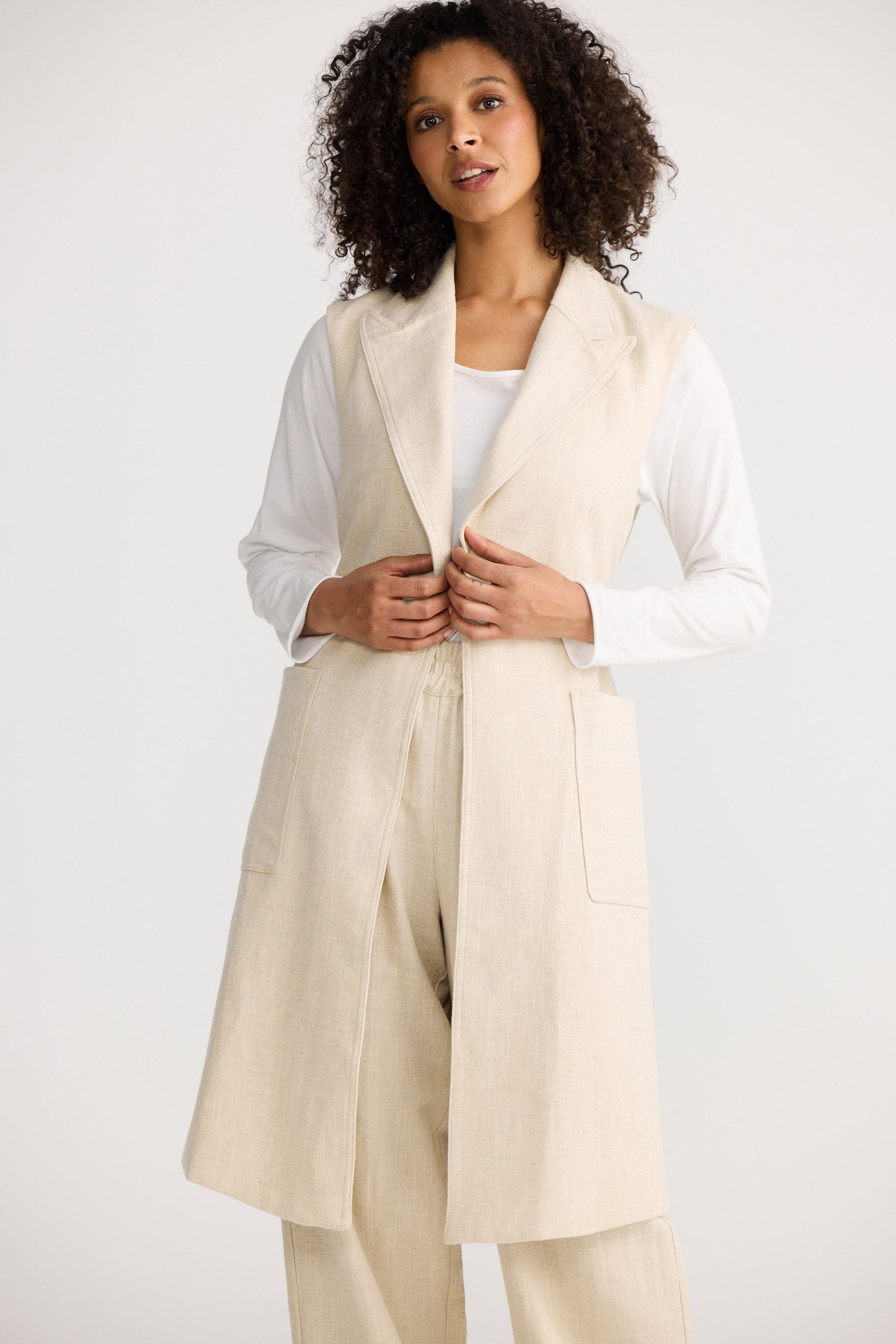 Noa Vest // Natural