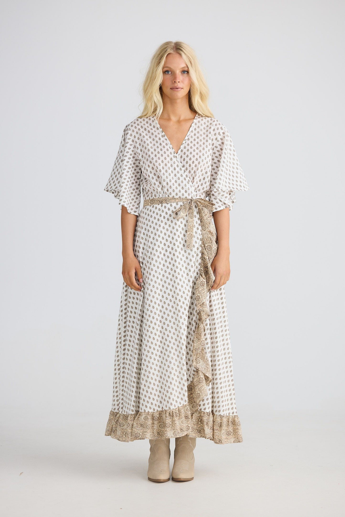 Daisy Wrap Dress // Temple