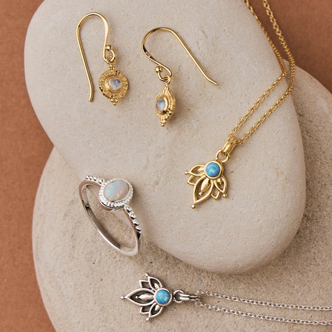 Necklace // Lotus Azure Opal