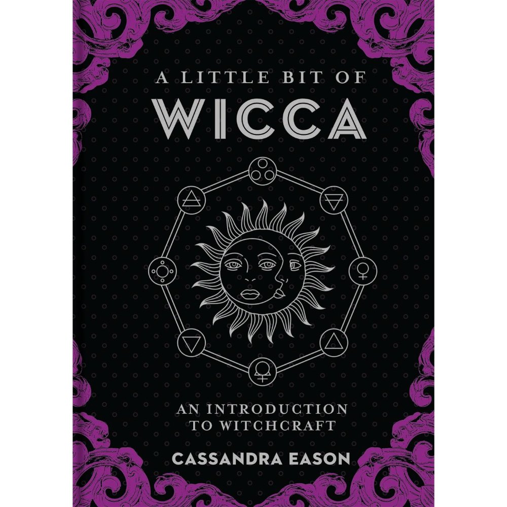 Book // Little Book Of Wicca
