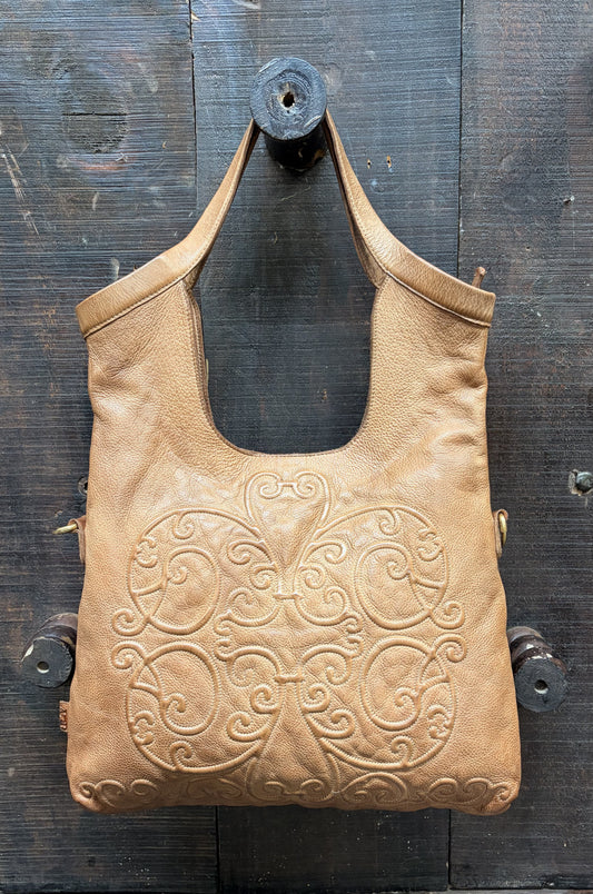 Corella Shoulder Bag // Brandy