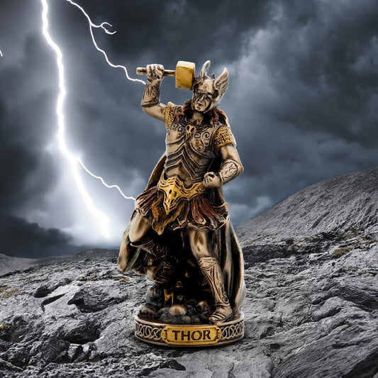 Figurine // Thor God of Thunder and Lightning // 8.5cm