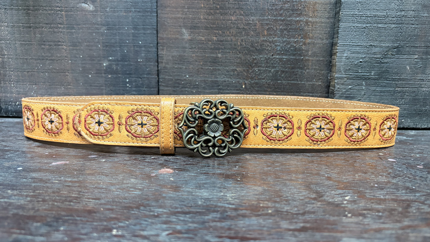 Deni Embroidered Belt // Mocha