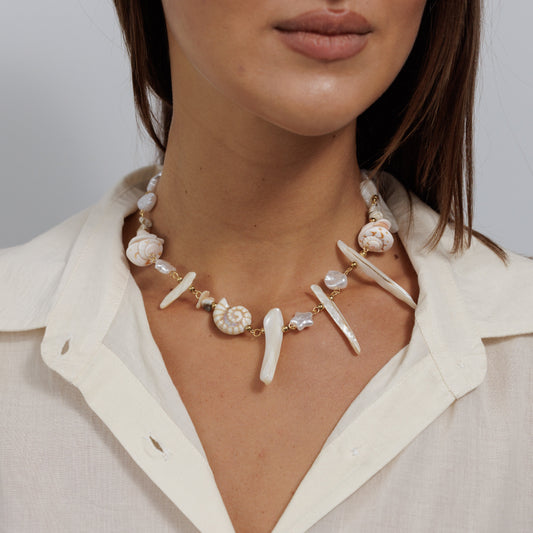 Necklace // Shell
