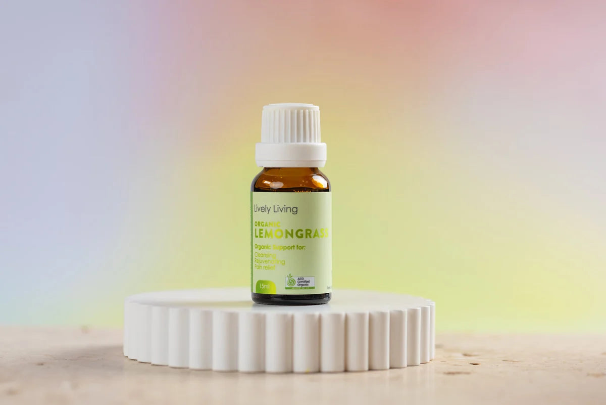 Lively Living // Lemongrass Certified Organic Essential Oil // 15ml
