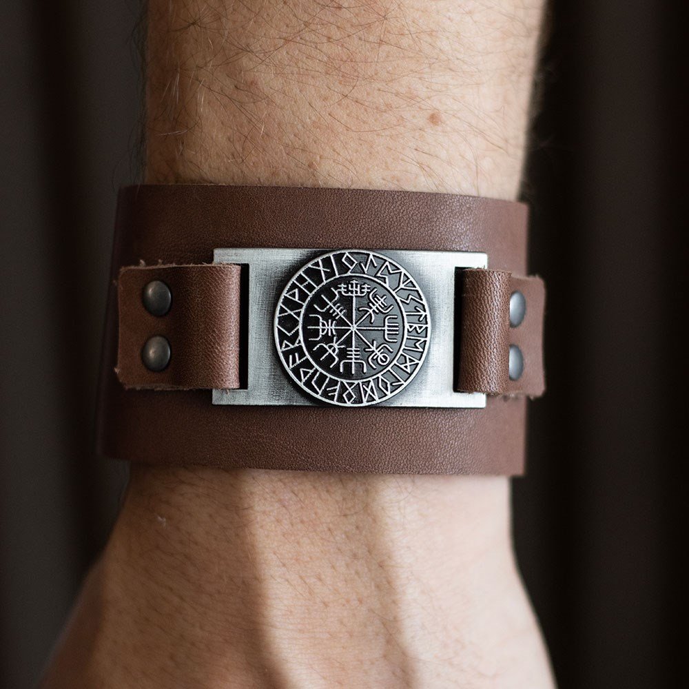 Viking // Leather Cuff Bracelet // Compass