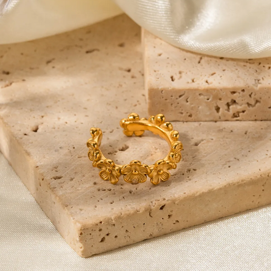 Ring // Poppy