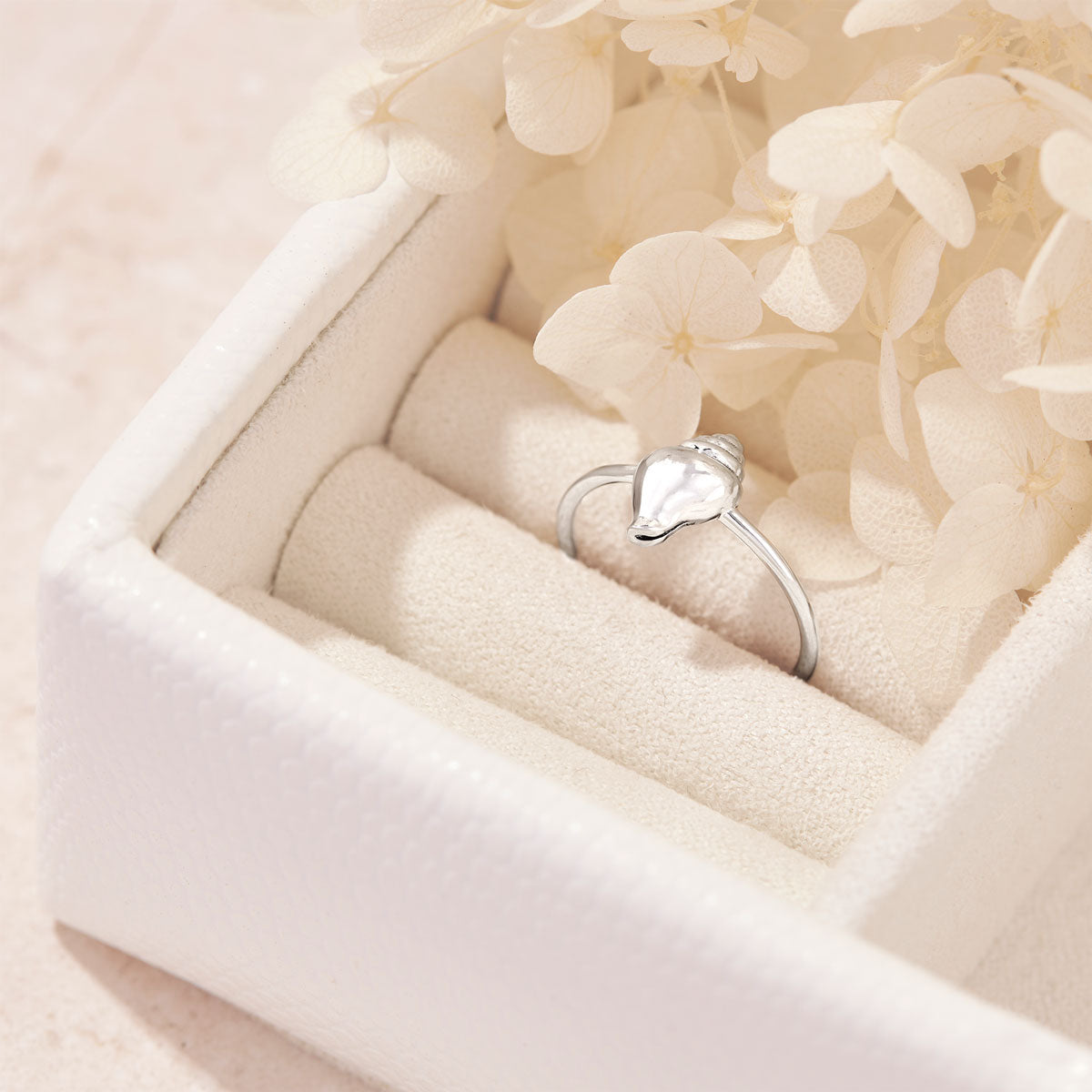 Conch Seashell Ring