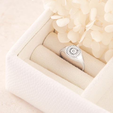 Gumnut Signet Ring