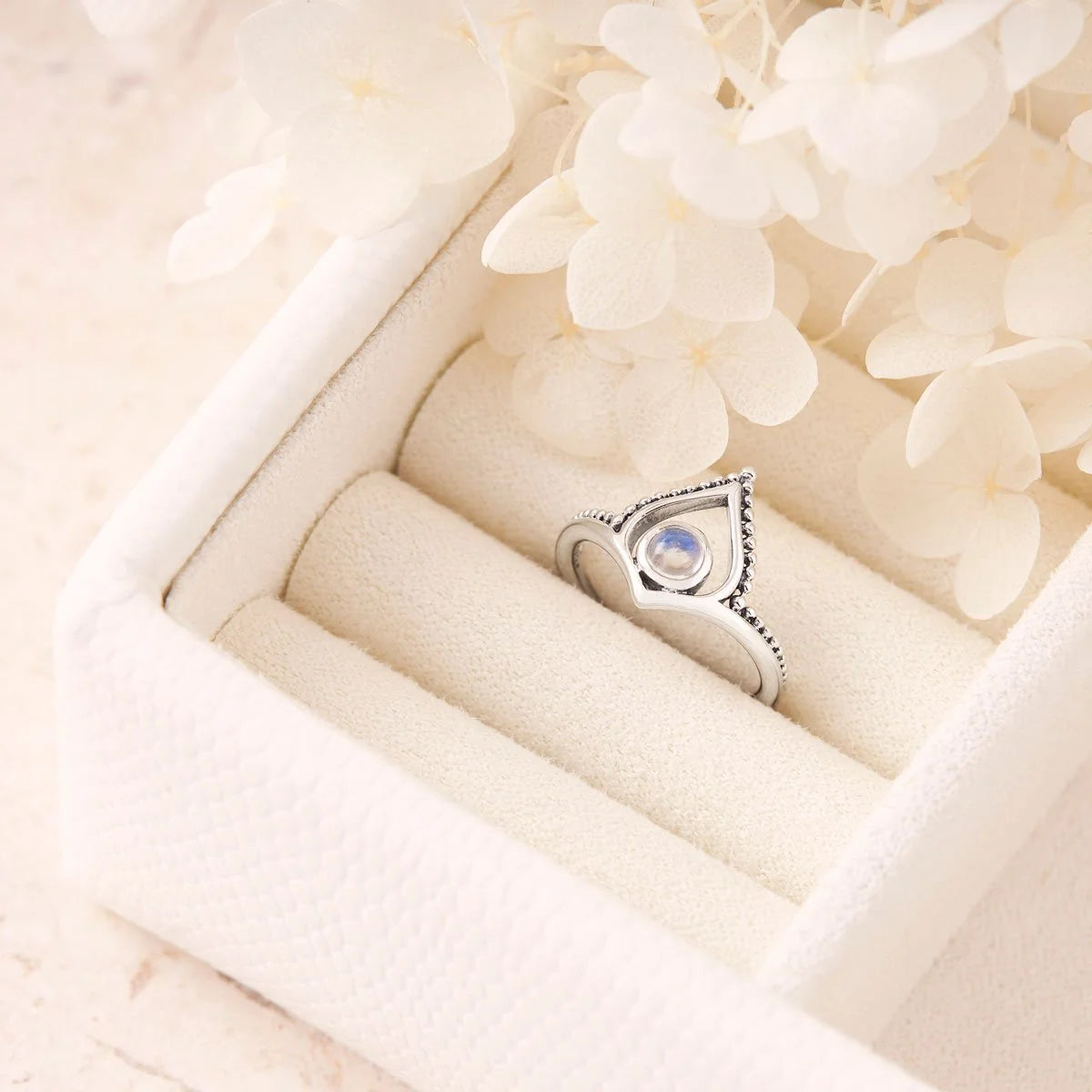 Ring // Tanta // Silver