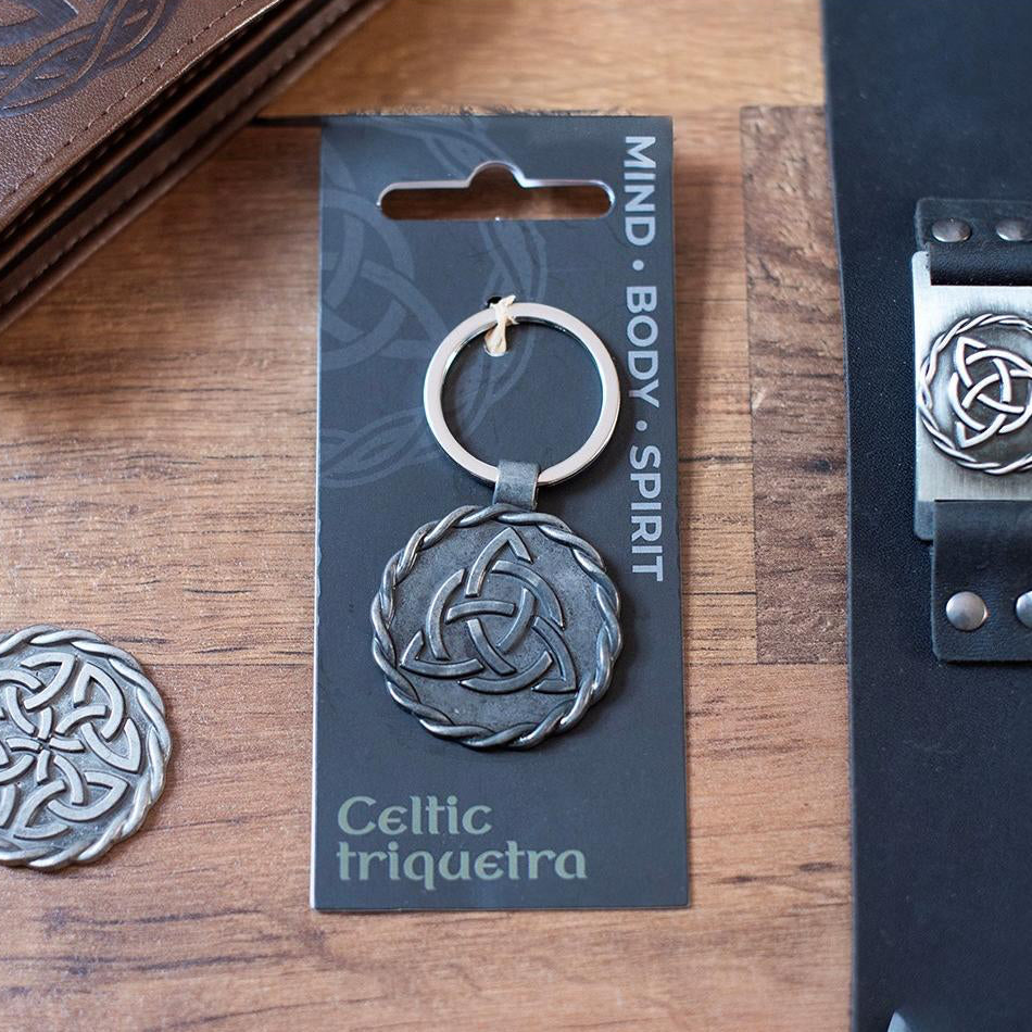 Celtic //  Triquetra Knot Keyring