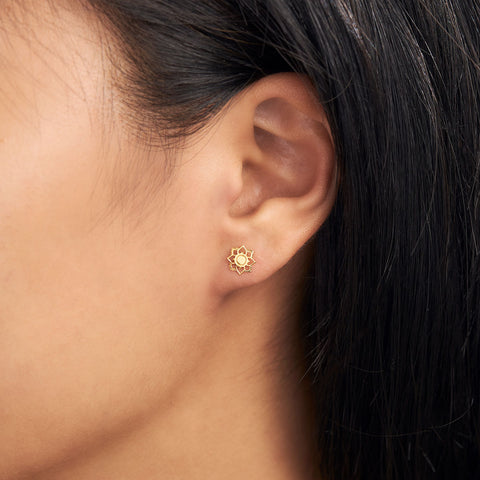 Studs // Mandala Flower // Gold