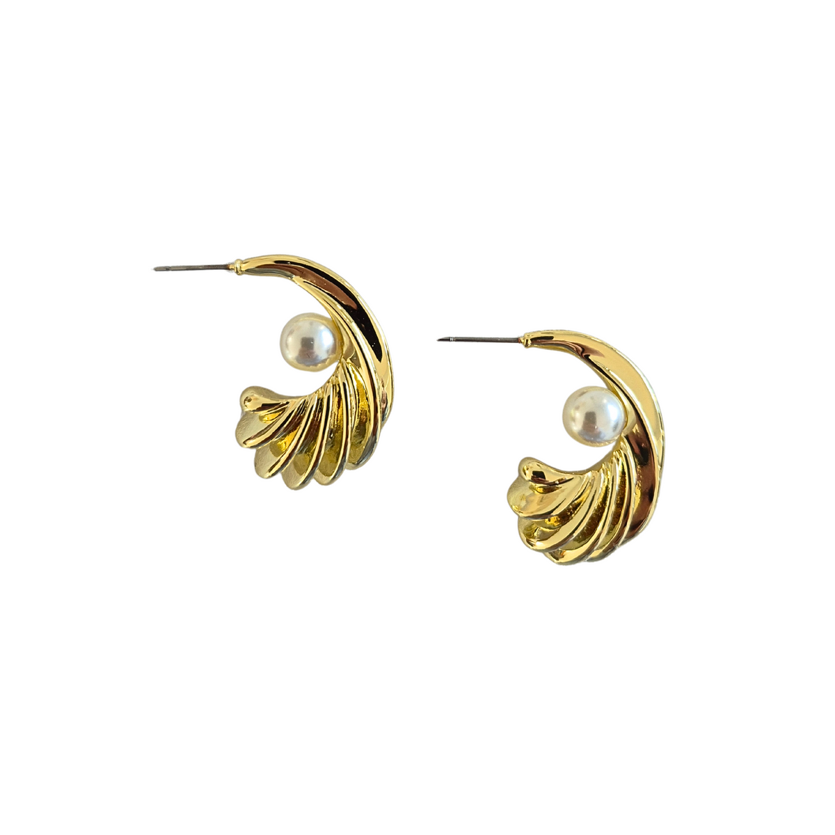 Earring // Statement Pearl