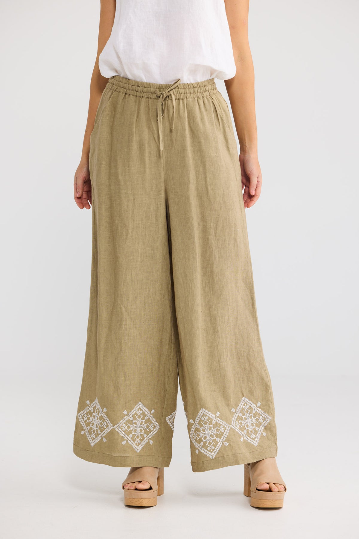 Colbie Pant // Khaki Linen
