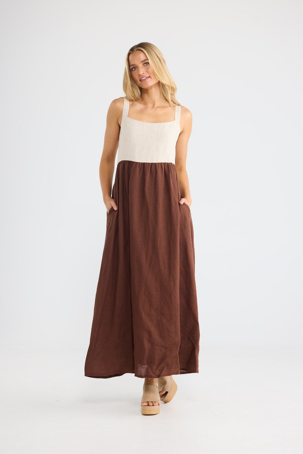 Britta Dress // Chocolate W Natural