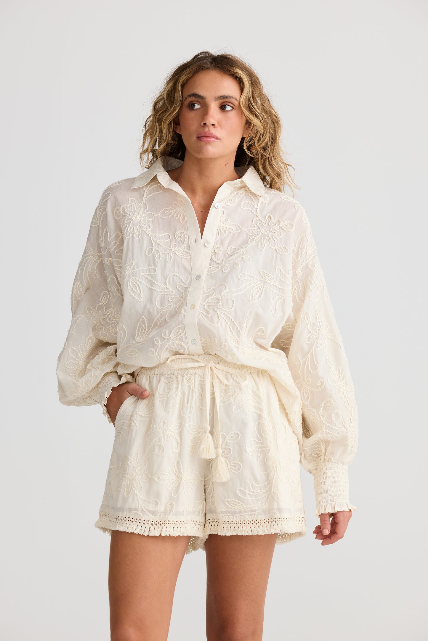 Chantilly Short