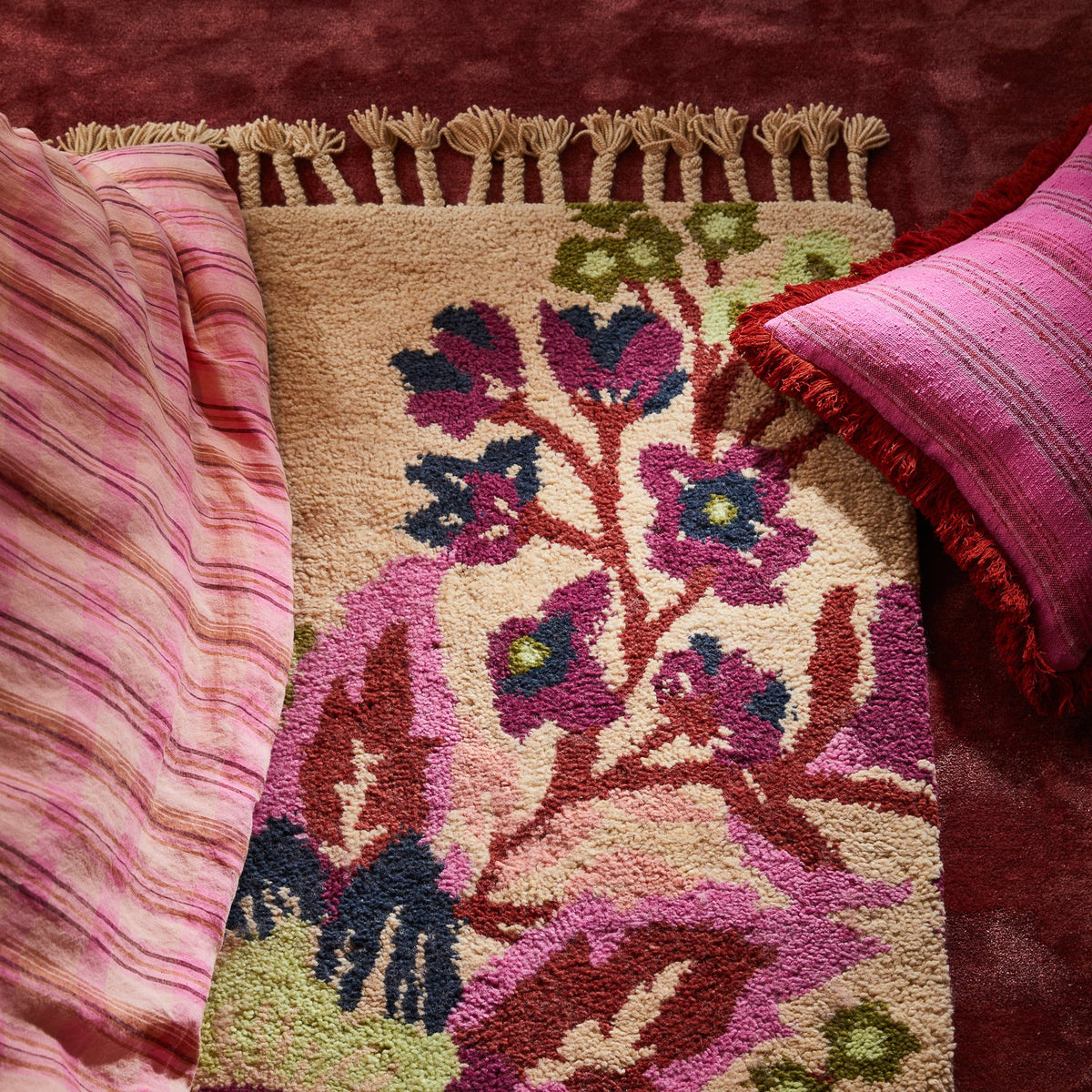 Tufted Rug // Zita // Chiffon