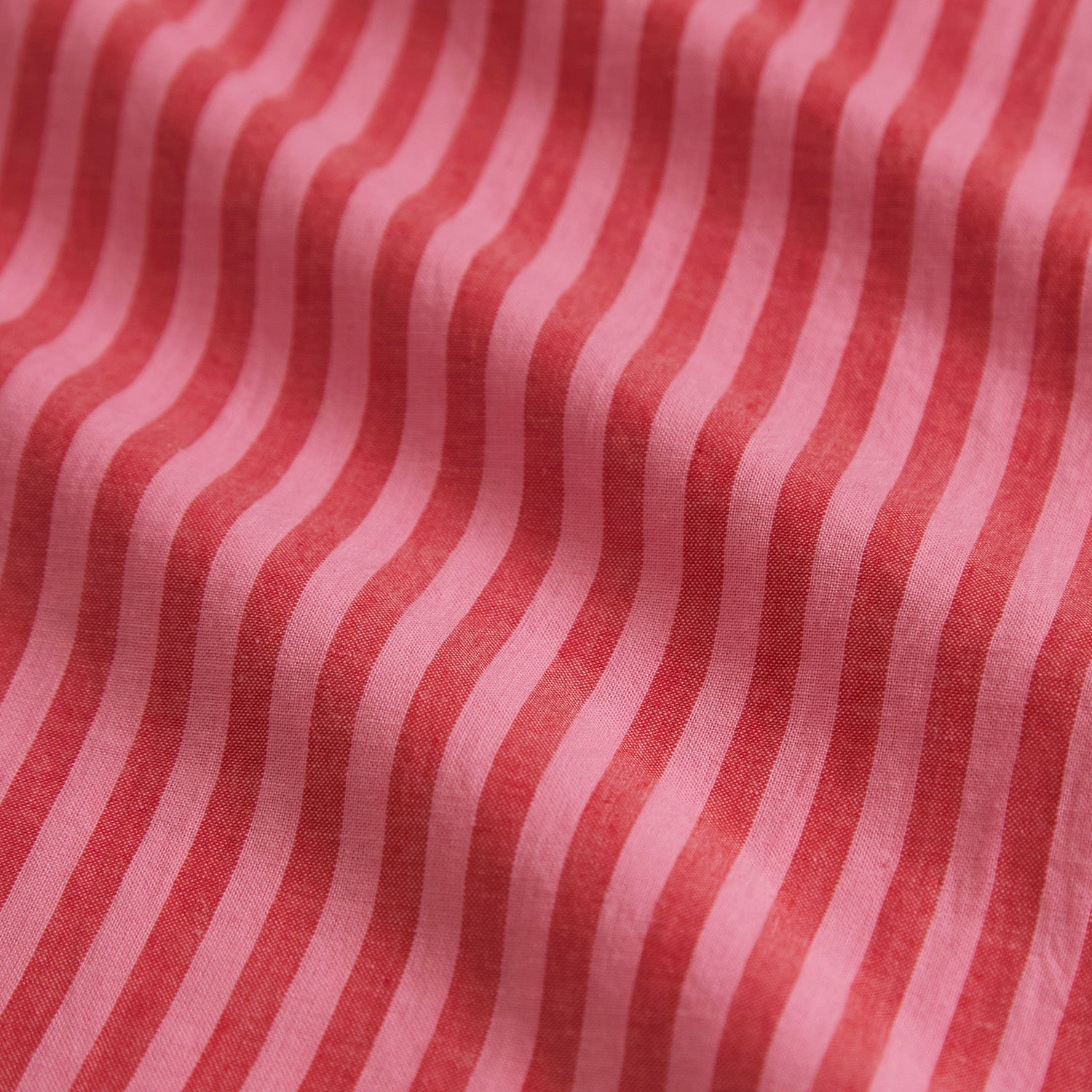 Cordell Cotton Euro Pillowcase Set - Scarlet