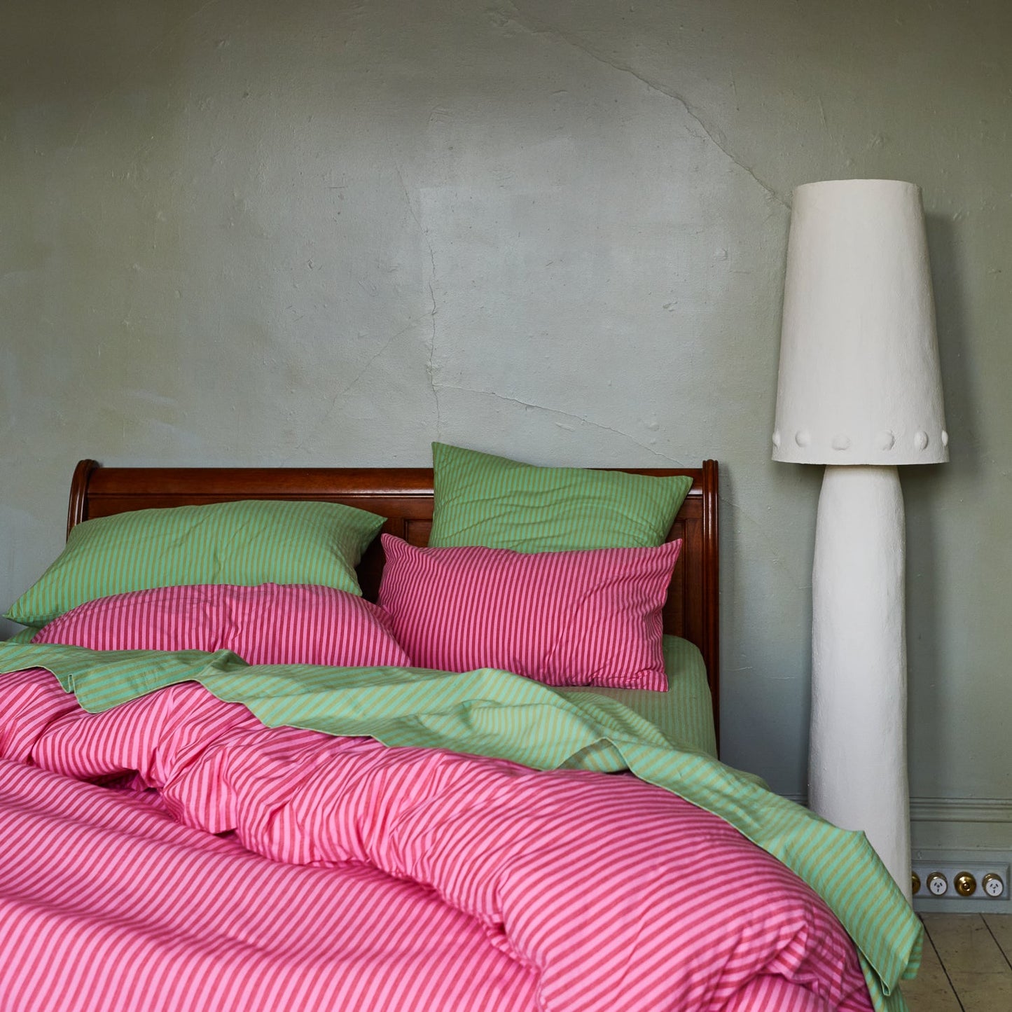 Cordell Cotton Pillowcase Set - Scarlet Standard