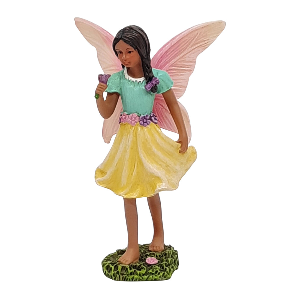 Faery //  Emma standing