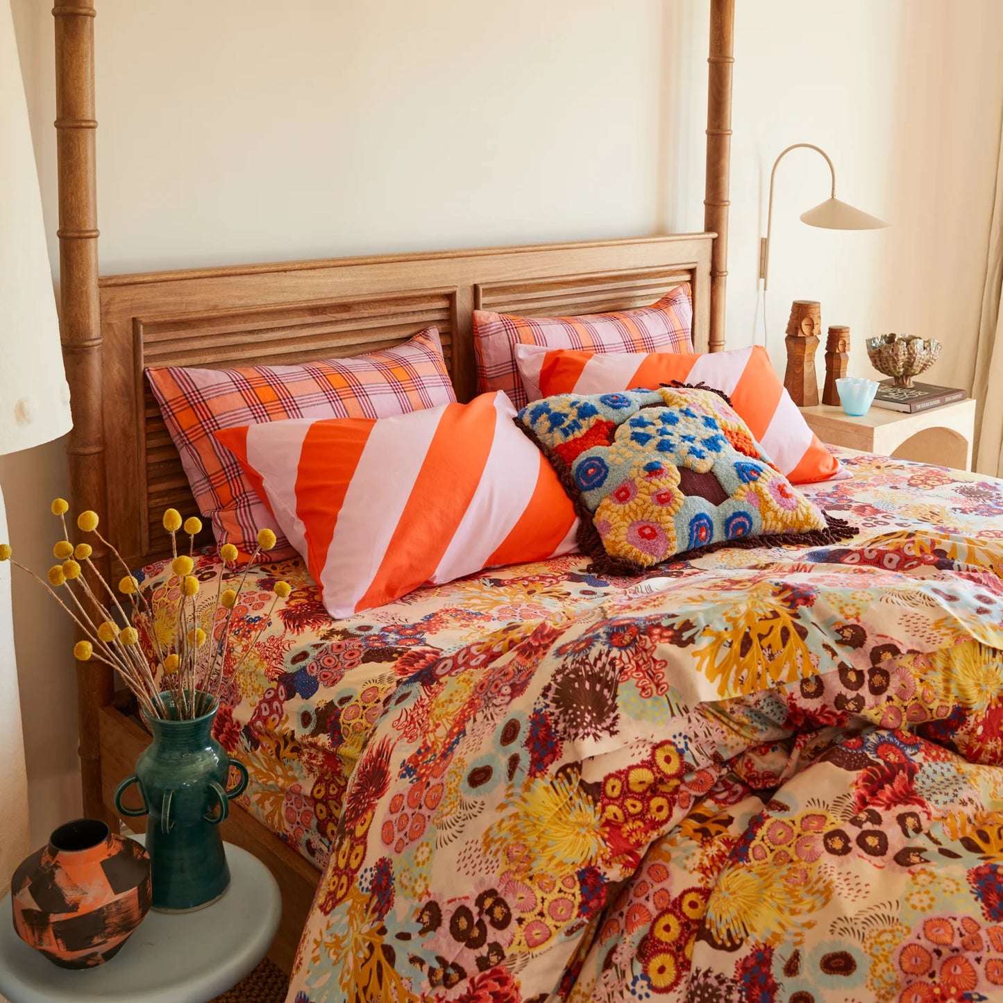 Cora Tufted Cushion // Garnet