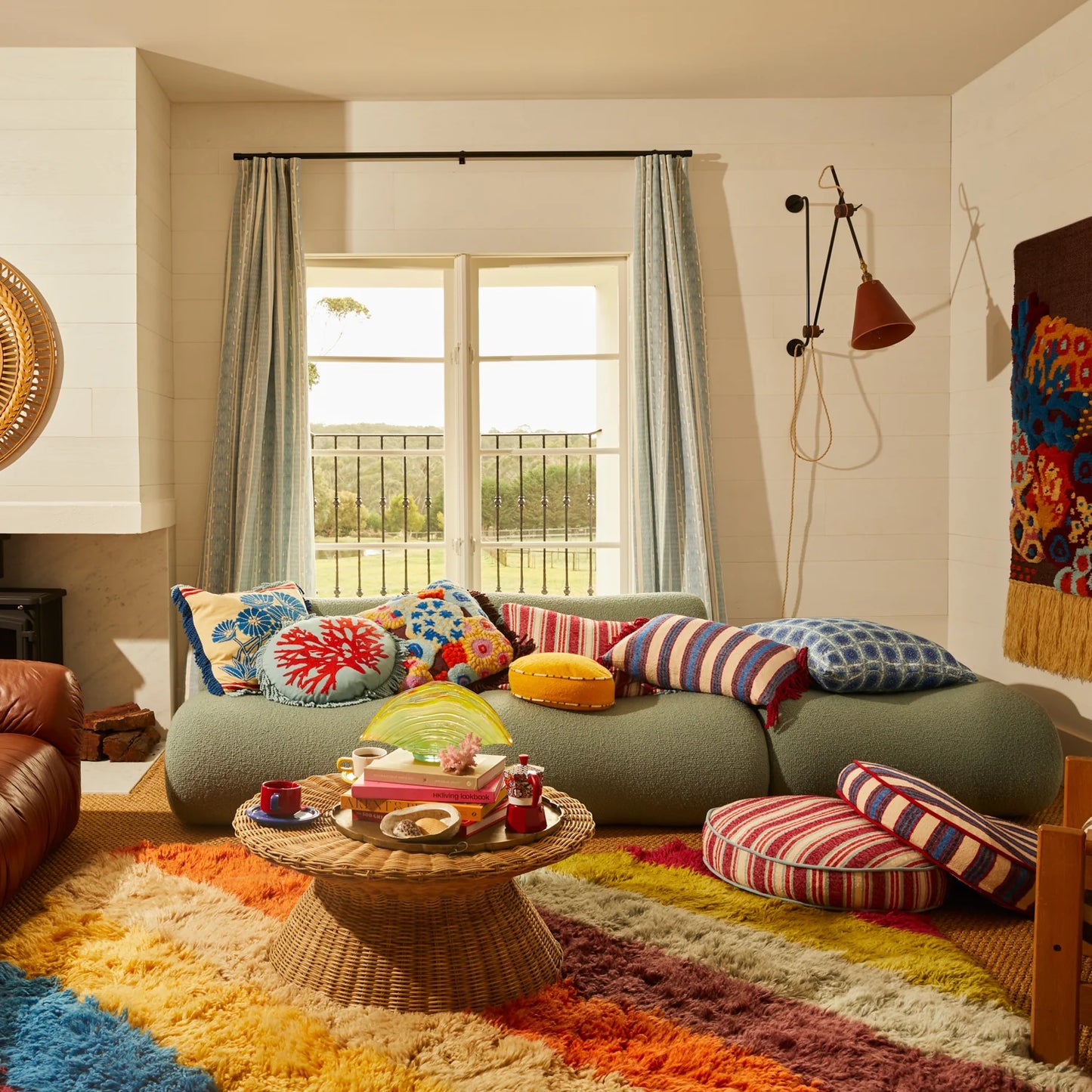 Cora Tufted Cushion // Garnet