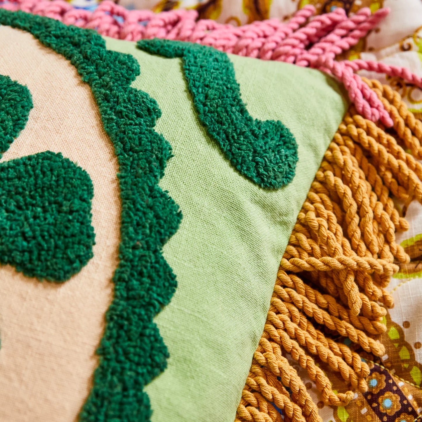 Tufted Cushion // Venessia