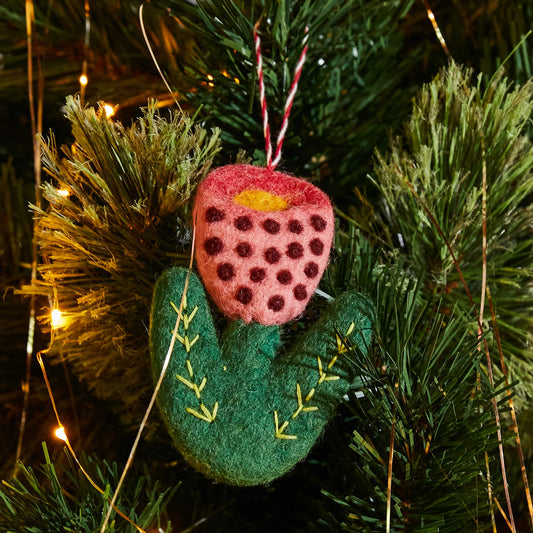 Felt Decoration // Bianka Tulip