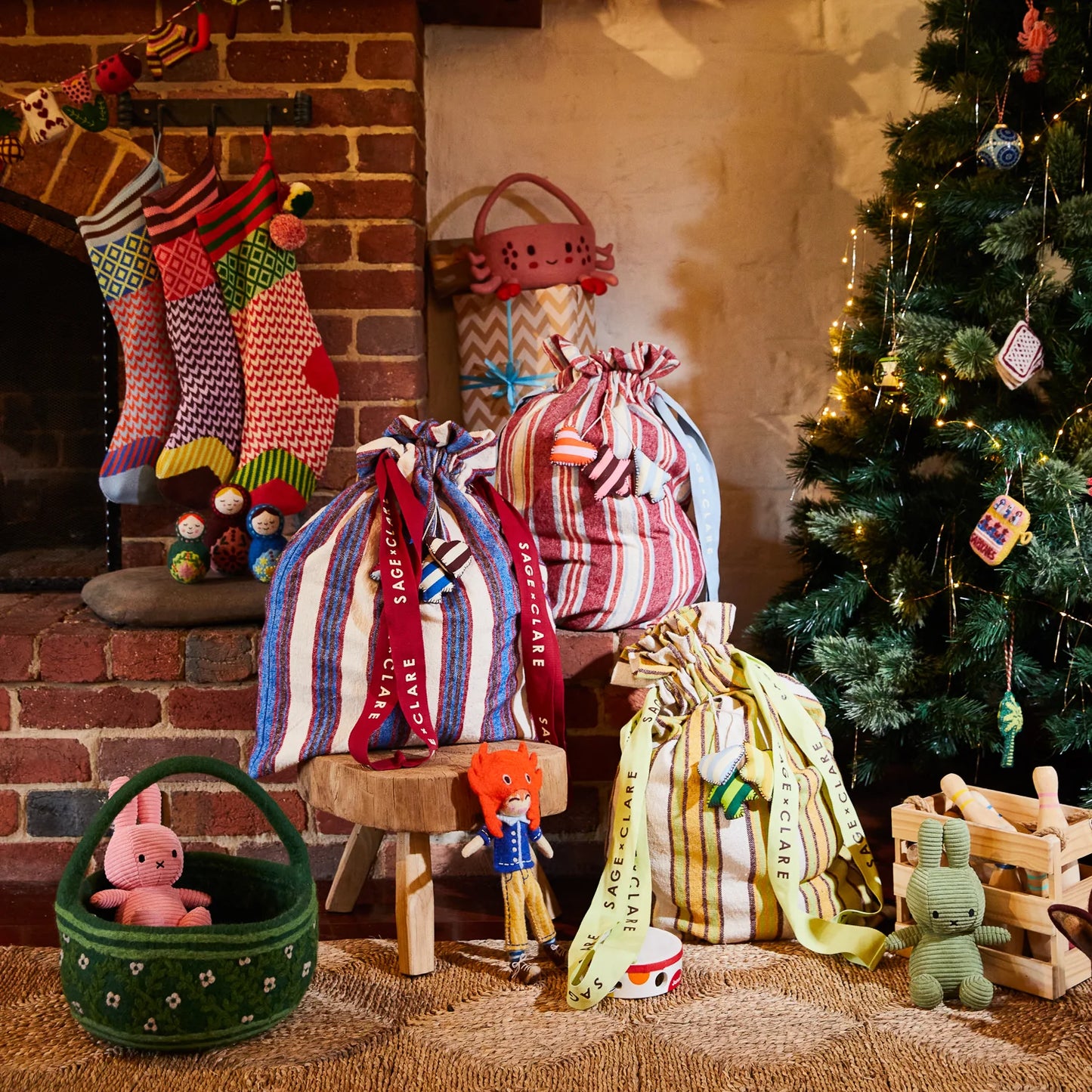 Selene Santa Sack // Crimson