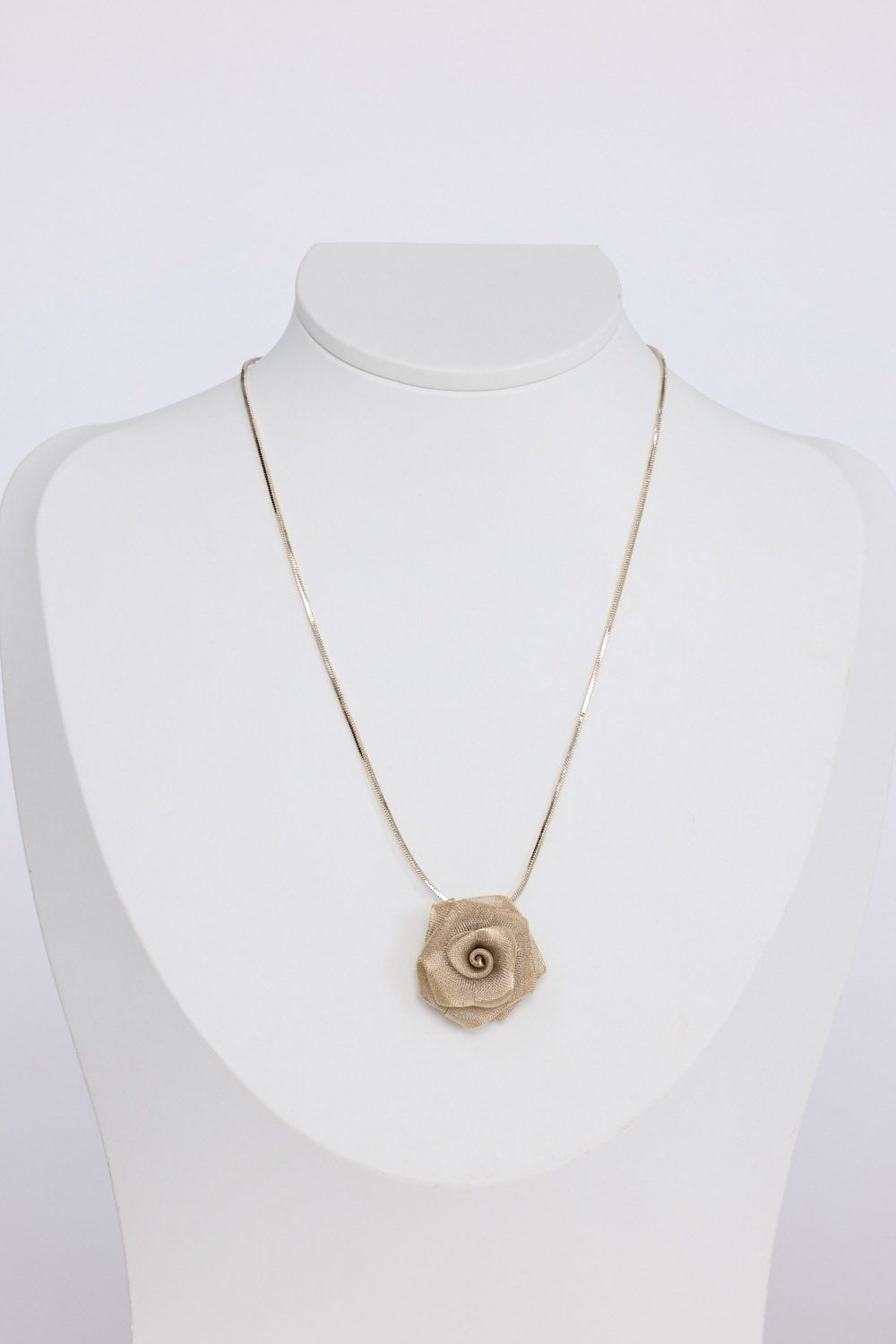Glamour Necklace