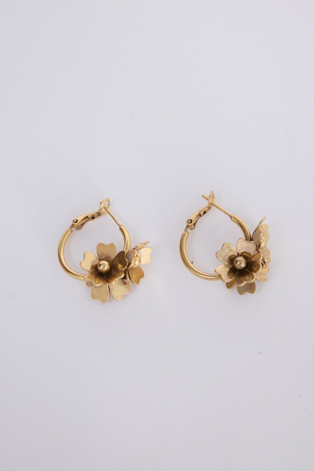 Liucienne Earrings // Gold