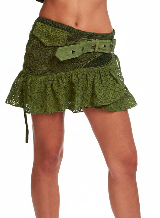 luna // lace mini skirt